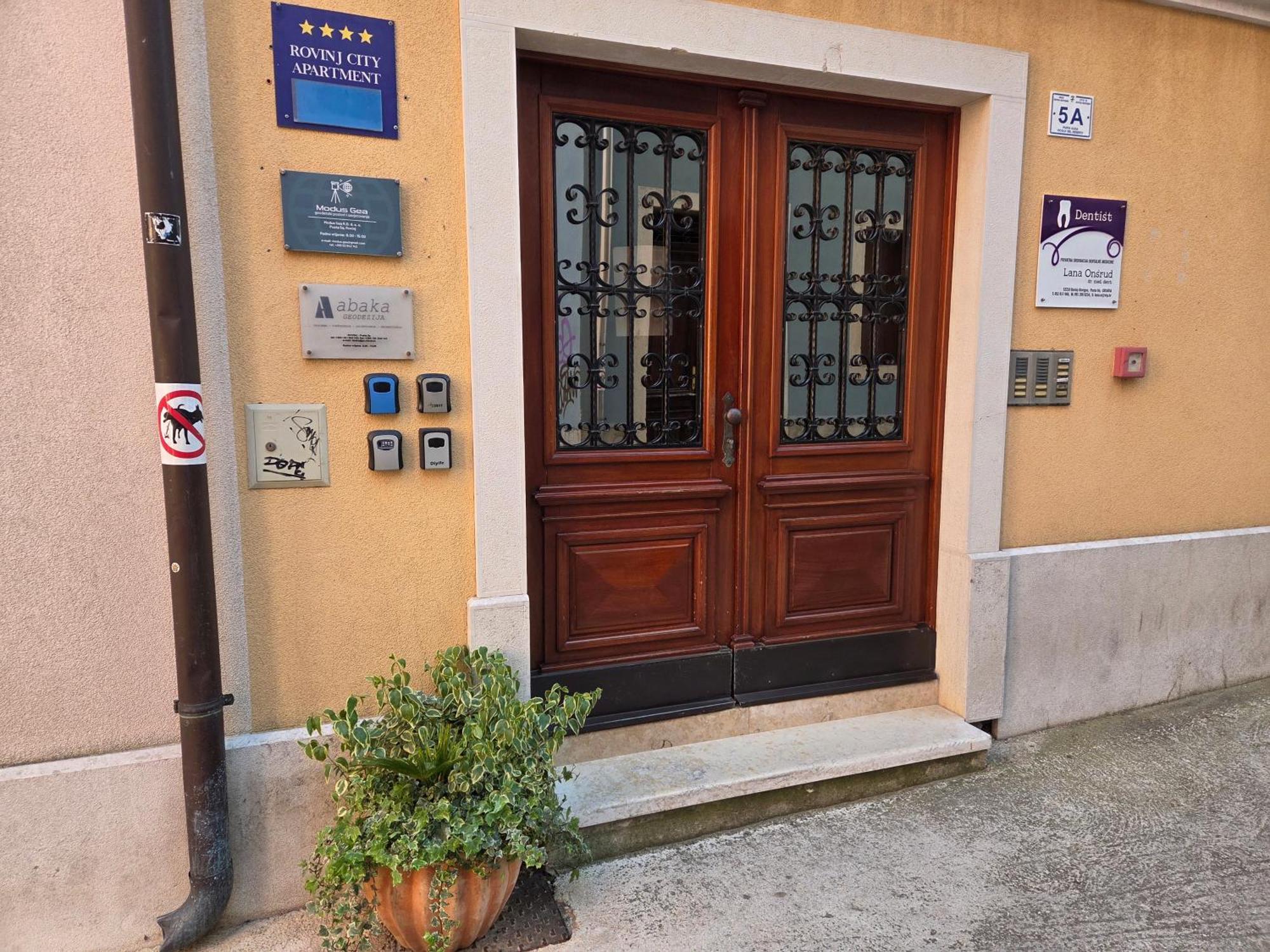 Rovinj City Apartment Екстериор снимка